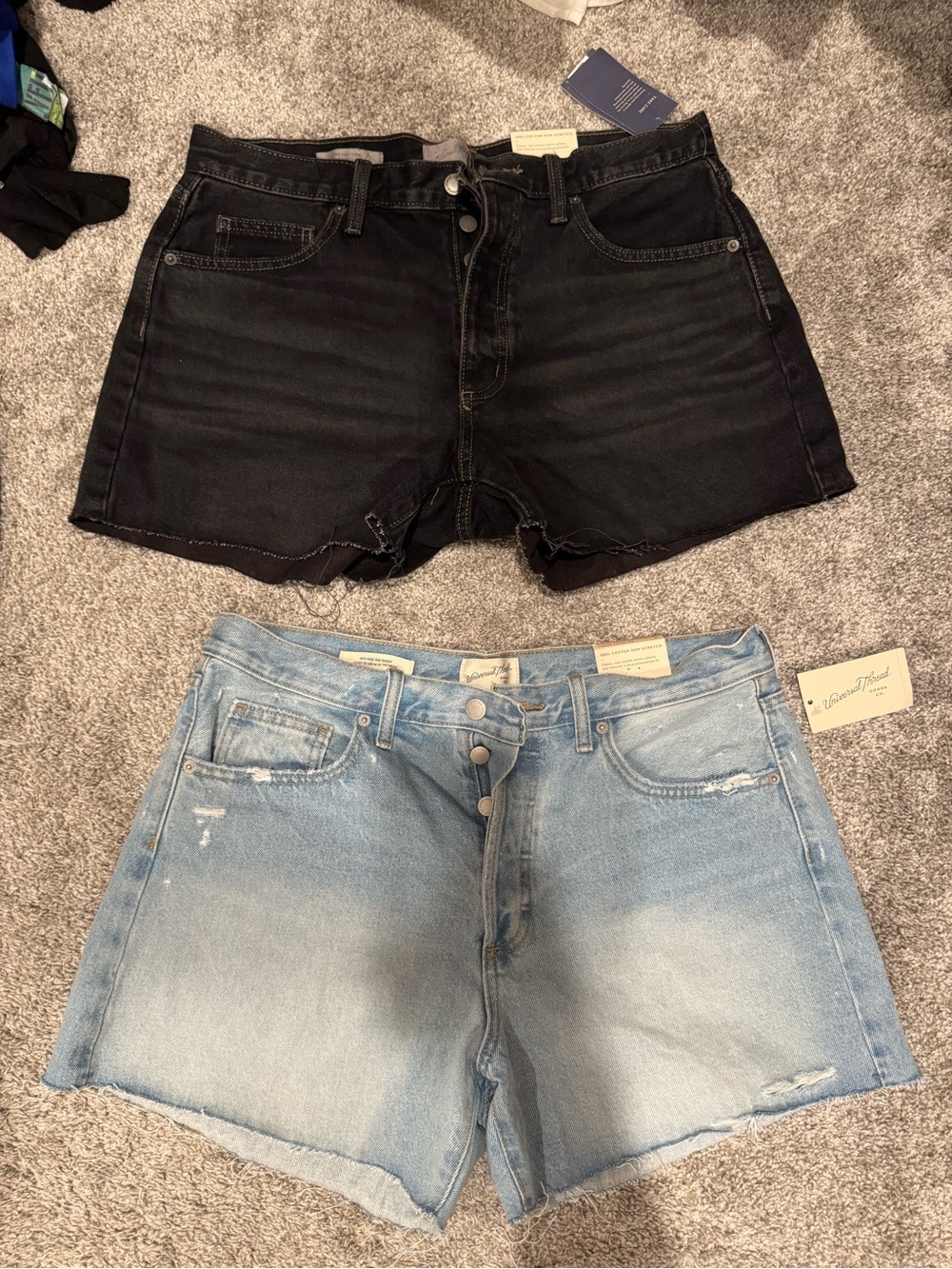 Universal Thread Women’s Denim Shorts - Black & Light Blue